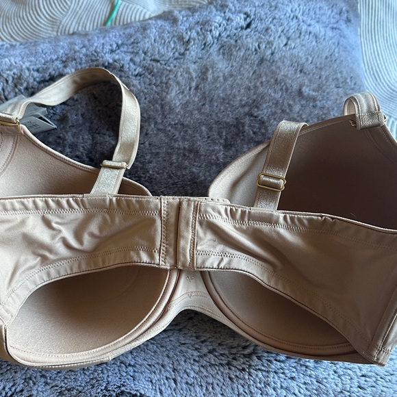 Le Mystere Classic Nude Bra - Picture 3 of 3